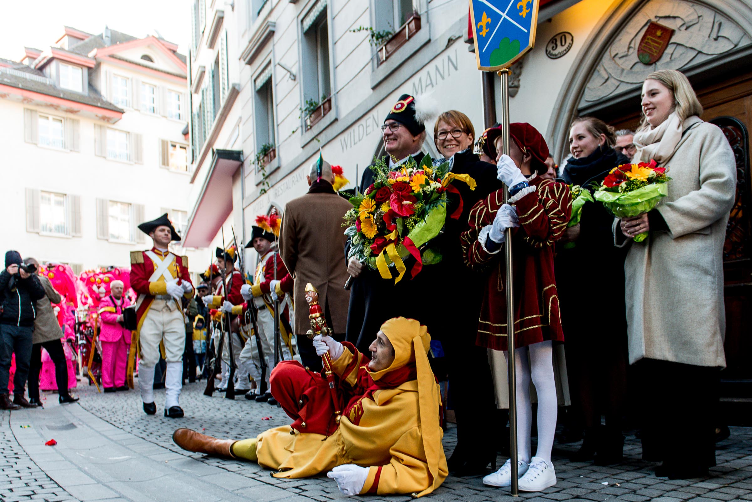 Fritschivater Abholung 2019 vor dem Hotel Wilden Mann in Luzern