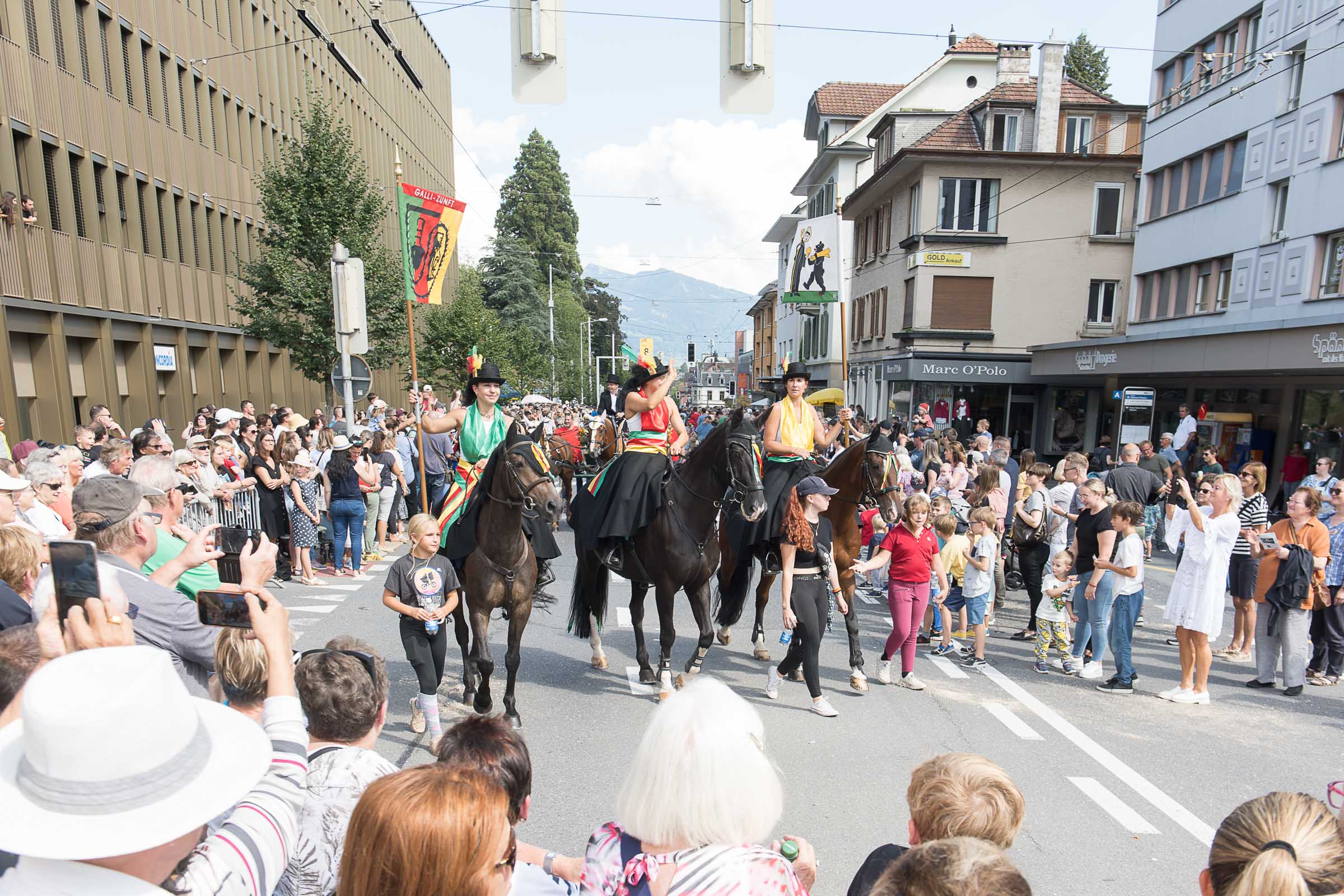 DSC_5122-wwwfasnacht-lozaernch-gallizunft-kriens-brauchtum-sommerfasnacht